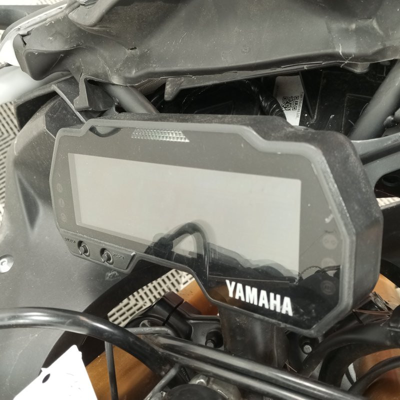 YAMAHA YZF125 124cc 2022 accidentée - La Casse de l Oncle Tom