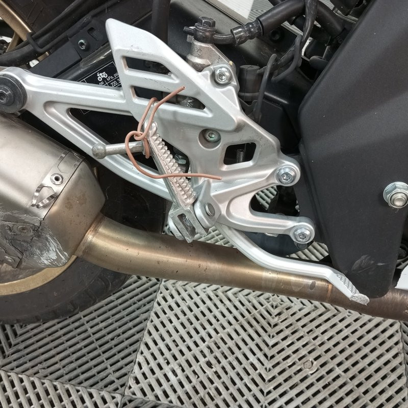 YAMAHA YZF125 124cc 2022 accidentée - La Casse de l Oncle Tom