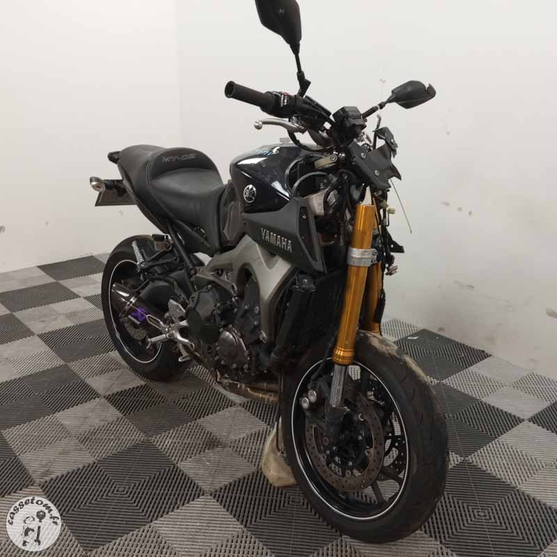 YAMAHA MT-09 847 2014 accidentée - La Casse de l Oncle Tom