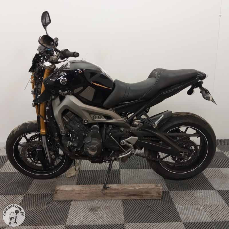 YAMAHA MT-09 847 2014 accidentée - La Casse de l Oncle Tom