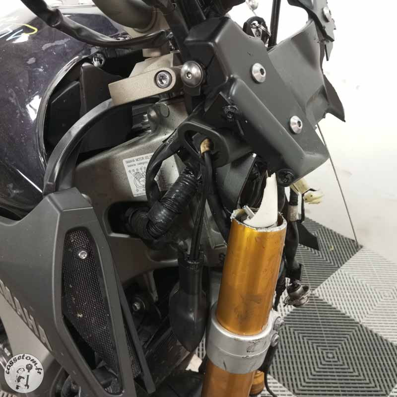 YAMAHA MT-09 847 2014 accidentée - La Casse de l Oncle Tom