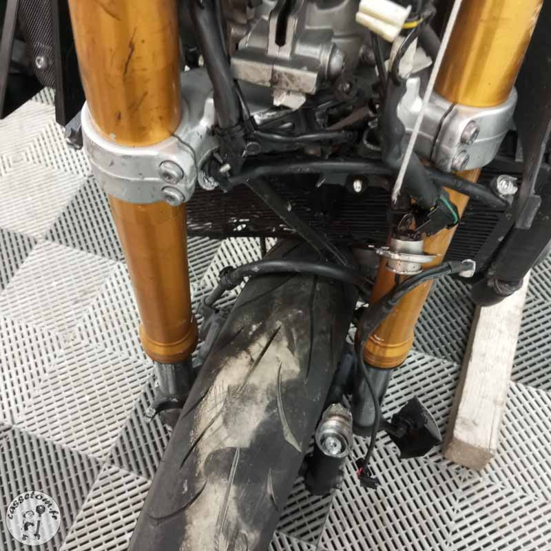 YAMAHA MT-09 847 2014 accidentée - La Casse de l Oncle Tom