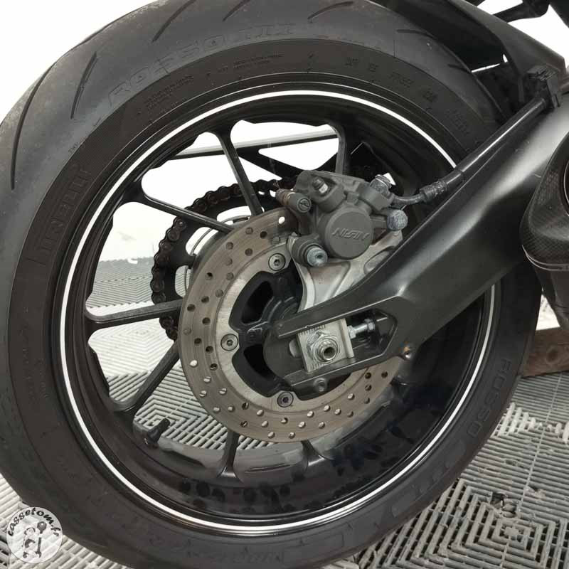 YAMAHA MT-09 847 2014 accidentée - La Casse de l Oncle Tom