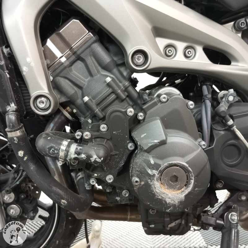 YAMAHA MT-09 847 2014 accidentée - La Casse de l Oncle Tom