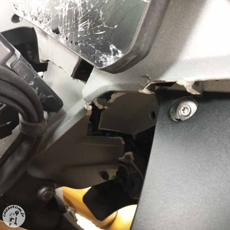 B.M.W. R1250RS 1254 2020 accidentée - La Casse de l Oncle Tom