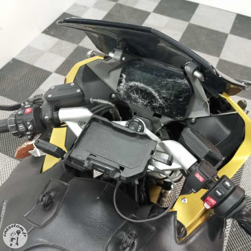 B.M.W. R1250RS 1254 2020 accidentée - La Casse de l Oncle Tom