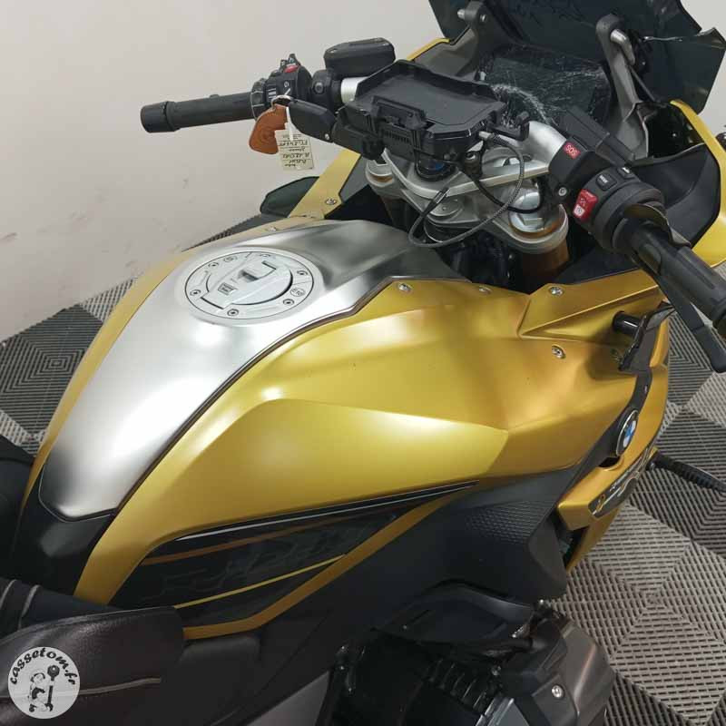 B.M.W. R1250RS 1254 2020 accidentée - La Casse de l Oncle Tom