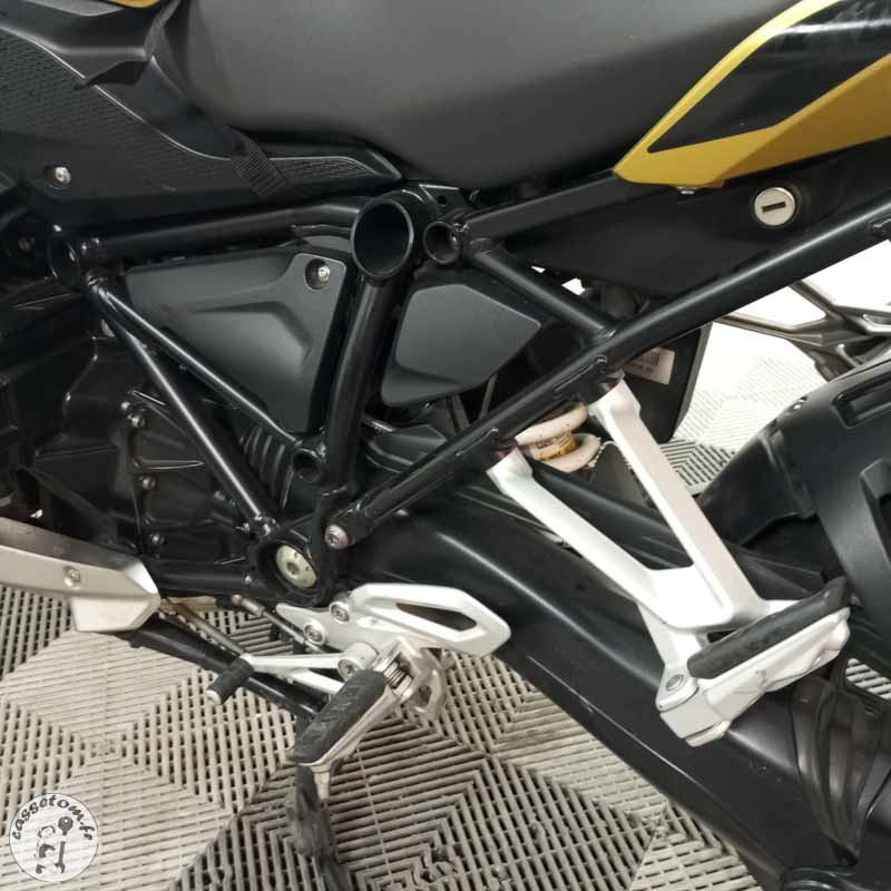 B.M.W. R1250RS 1254 2020 accidentée - La Casse de l Oncle Tom