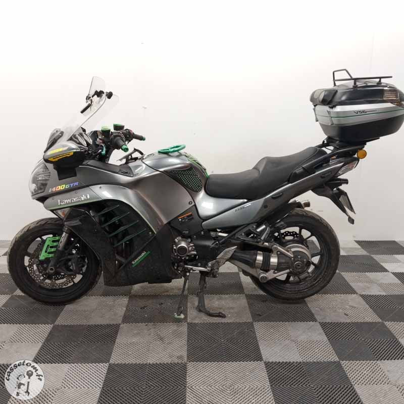 KAWASAKI 1400GTR 1352 2016 accidentée - La Casse de l Oncle Tom