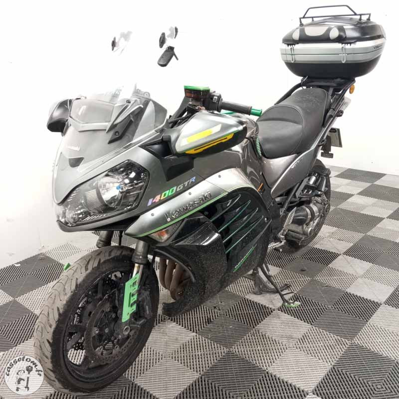 KAWASAKI 1400GTR 1352 2016 accidentée - La Casse de l Oncle Tom