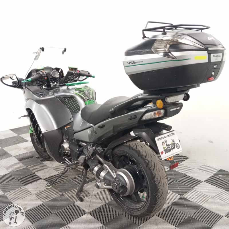 KAWASAKI 1400GTR 1352 2016 accidentée - La Casse de l Oncle Tom