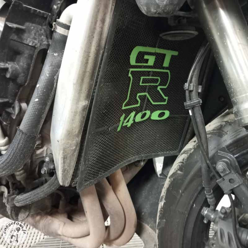 KAWASAKI 1400GTR 1352 2016 accidentée - La Casse de l Oncle Tom
