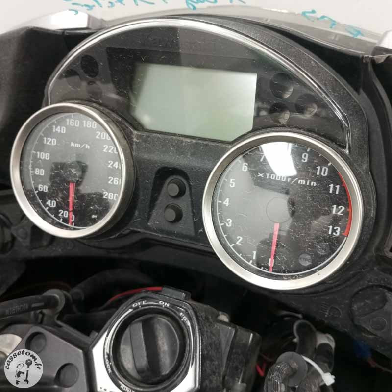 KAWASAKI 1400GTR 1352 2016 accidentée - La Casse de l Oncle Tom