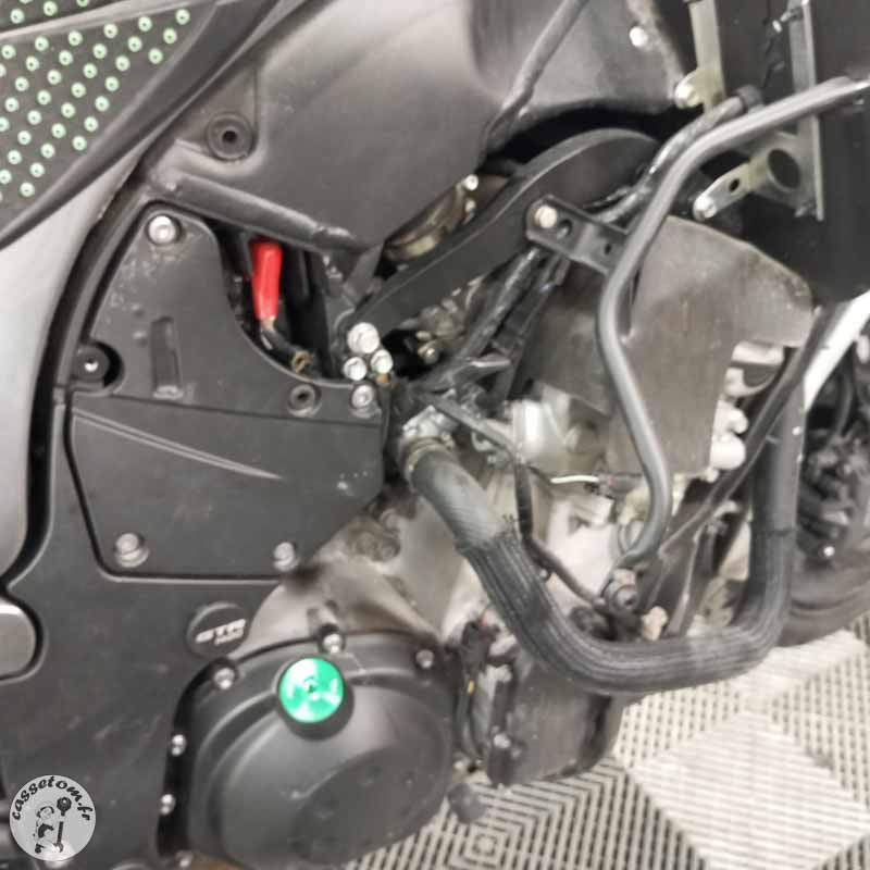 KAWASAKI 1400GTR 1352 2016 accidentée - La Casse de l Oncle Tom