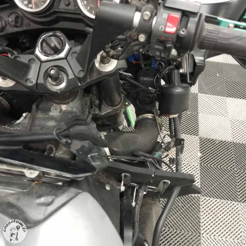 KAWASAKI 1400GTR 1352 2016 accidentée - La Casse de l Oncle Tom