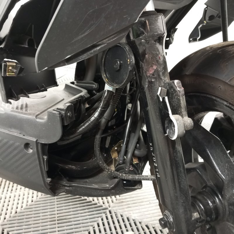 SYM JET4 R50 490 2025 accidenté - La Casse de l Oncle Tom