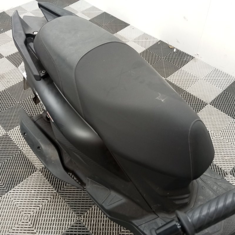 SYM JET4 R50 490 2025 accidenté - La Casse de l Oncle Tom