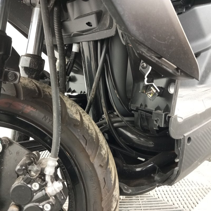SYM JET4 R50 490 2025 accidenté - La Casse de l Oncle Tom