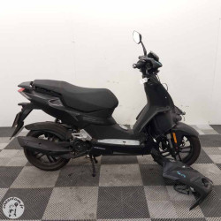 PEUGEOT SPEEDFIGH 50 2021 accidenté - La Casse de l Oncle Tom