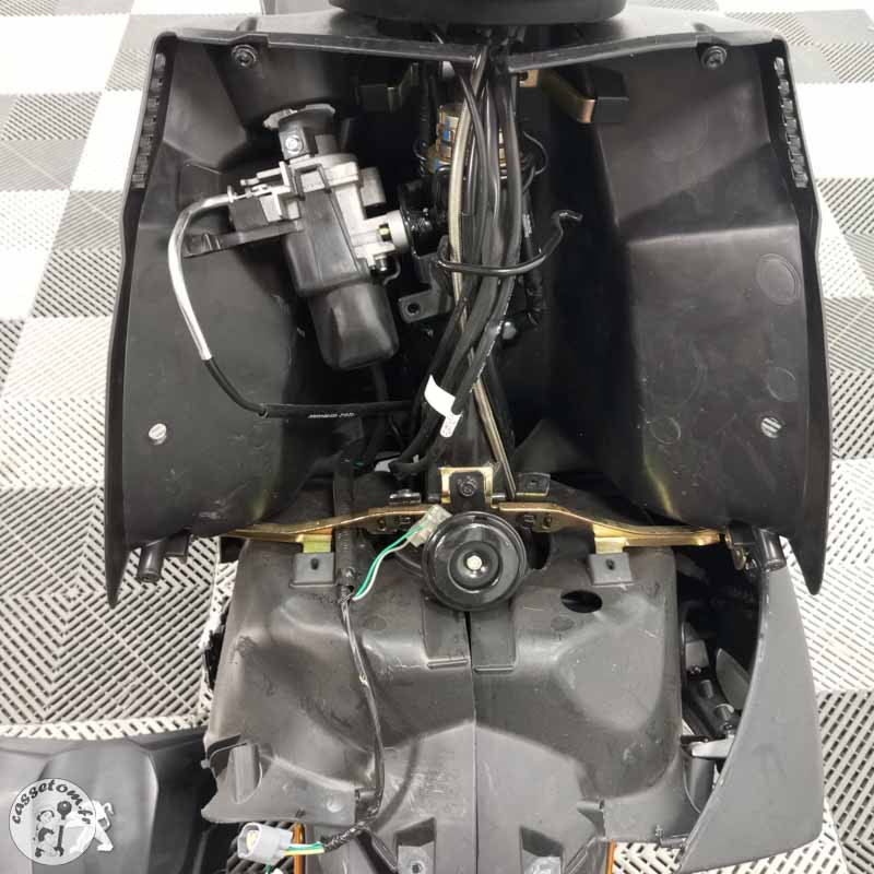 PEUGEOT SPEEDFIGH 50 2021 accidenté - La Casse de l Oncle Tom