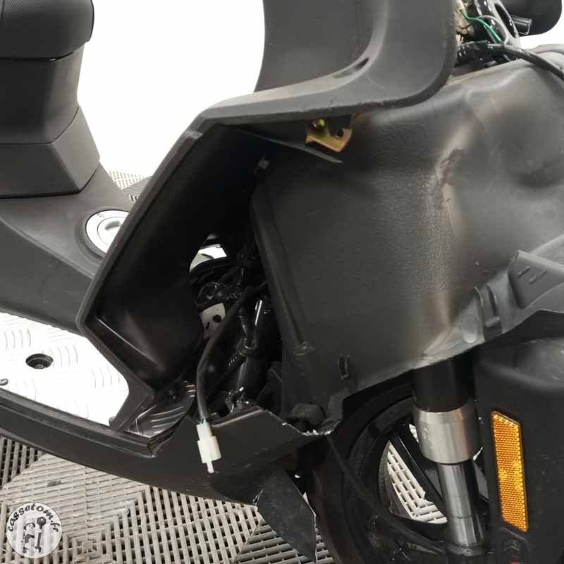 PEUGEOT SPEEDFIGH 50 2021 accidenté - La Casse de l Oncle Tom