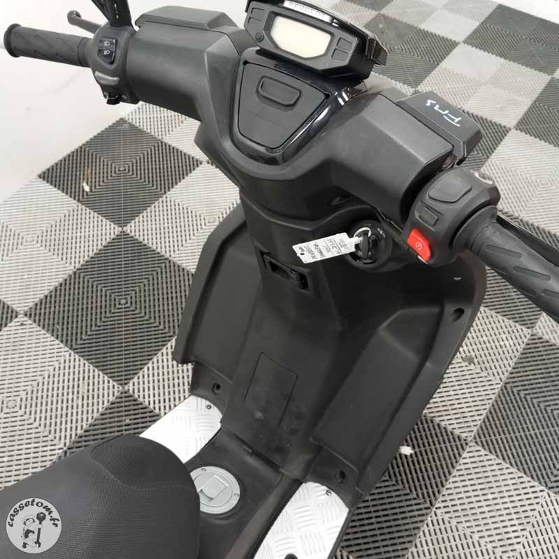 PEUGEOT SPEEDFIGH 50 2021 accidenté - La Casse de l Oncle Tom