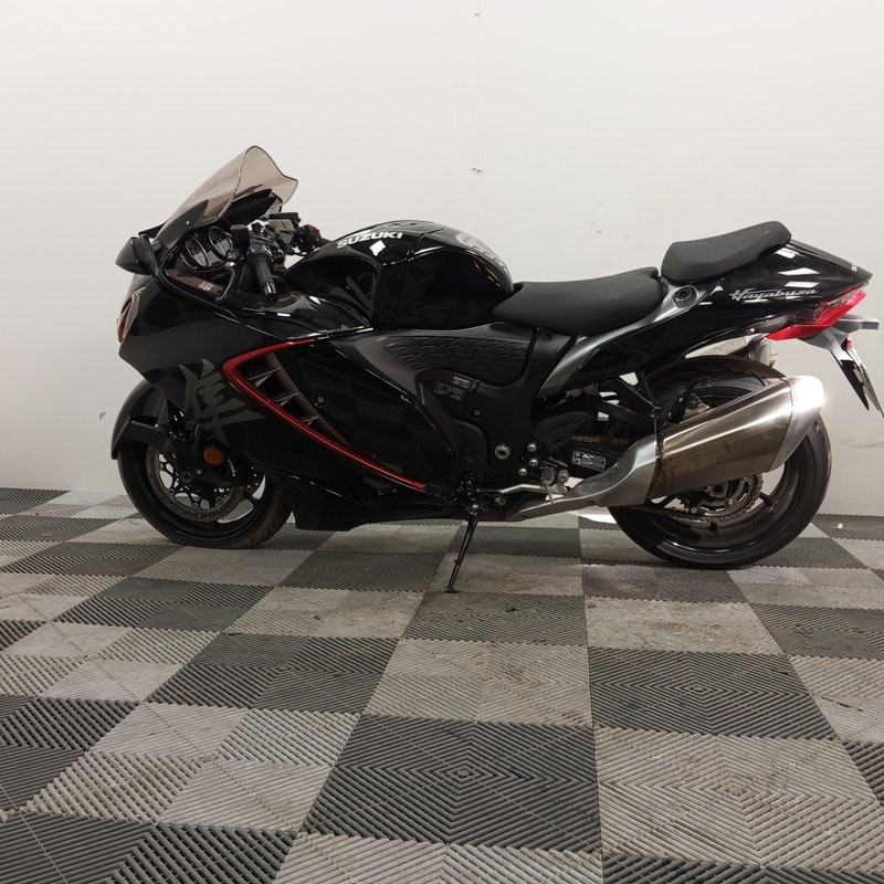 SUZUKI GSX1300R 1340 2026 accidentée - La Casse de l Oncle Tom