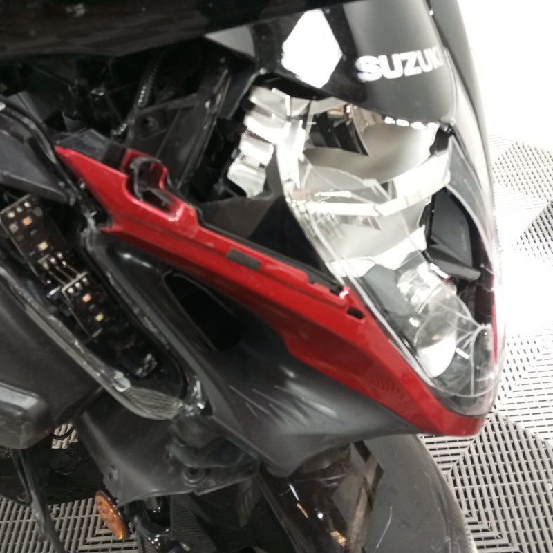 SUZUKI GSX1300R 1340 2026 accidentée - La Casse de l Oncle Tom