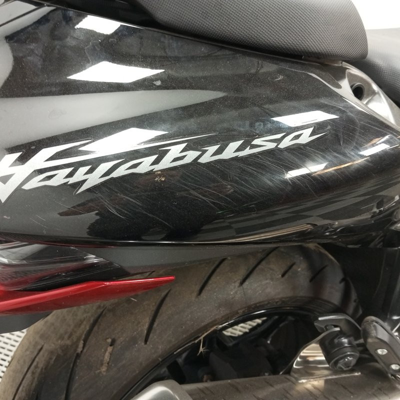 SUZUKI GSX1300R 1340 2026 accidentée - La Casse de l Oncle Tom