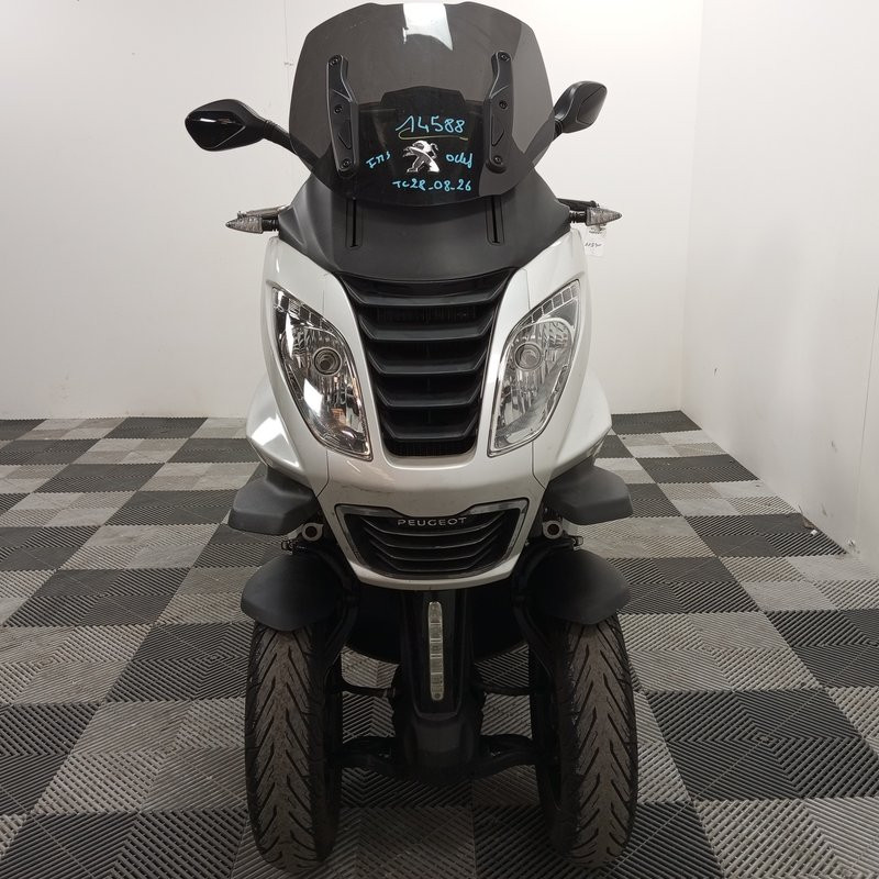 PEUGEOT METROPOLI 399 2019 accidente - La Casse de l Oncle Tom