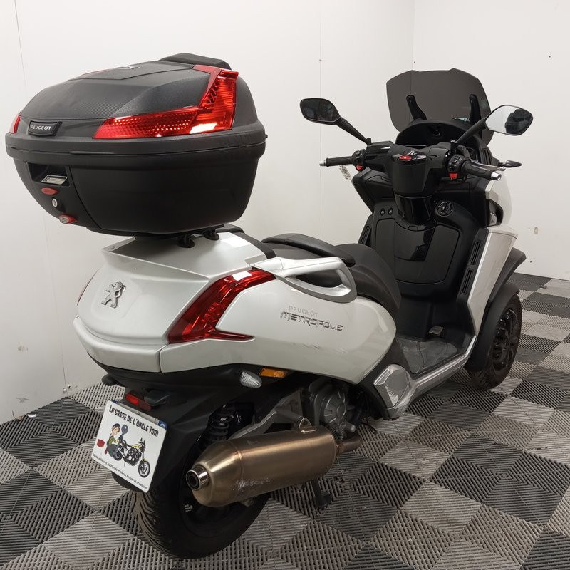 PEUGEOT METROPOLI 399 2019 accidente - La Casse de l Oncle Tom