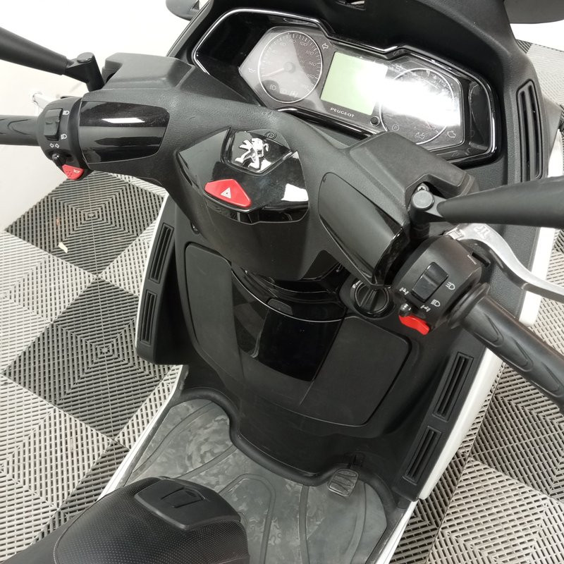 PEUGEOT METROPOLI 399 2019 accidente - La Casse de l Oncle Tom