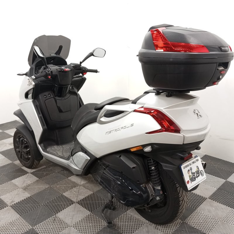 PEUGEOT METROPOLI 399 2019 accidente - La Casse de l Oncle Tom