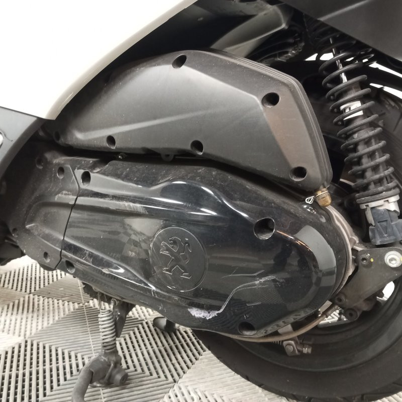 PEUGEOT METROPOLI 399 2019 accidente - La Casse de l Oncle Tom
