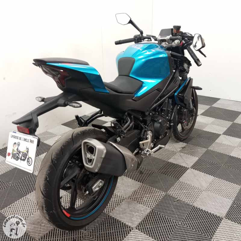 CF MOTO 450NK 449 2026 accidentée - La Casse de l Oncle Tom