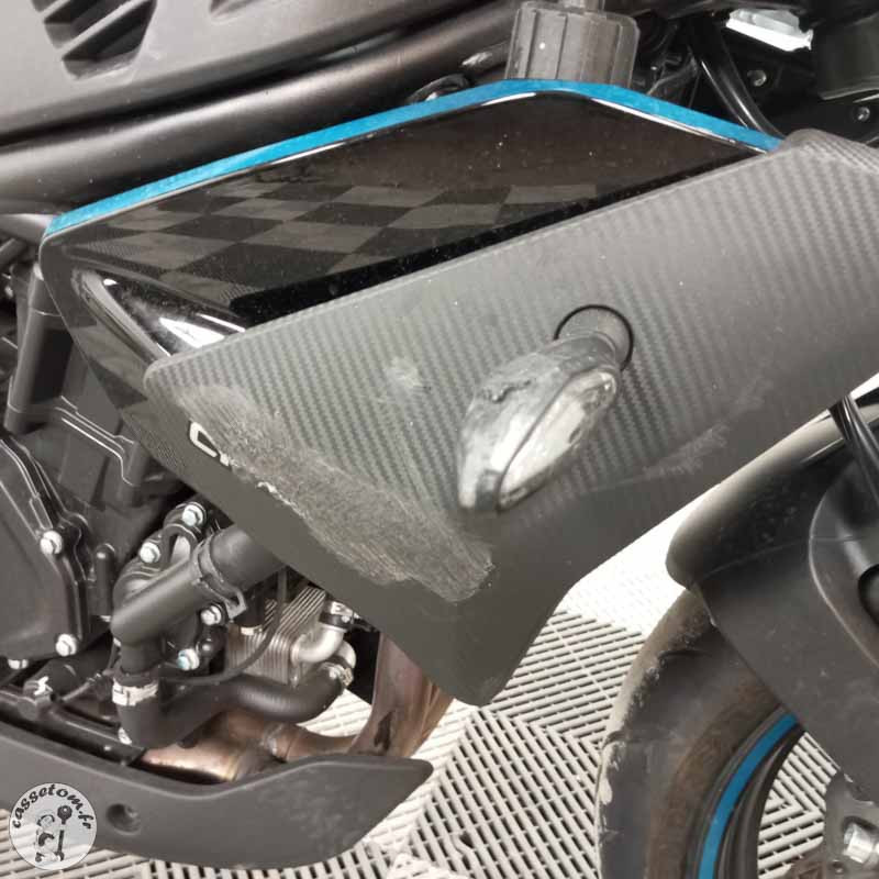 CF MOTO 450NK 449 2026 accidentée - La Casse de l Oncle Tom