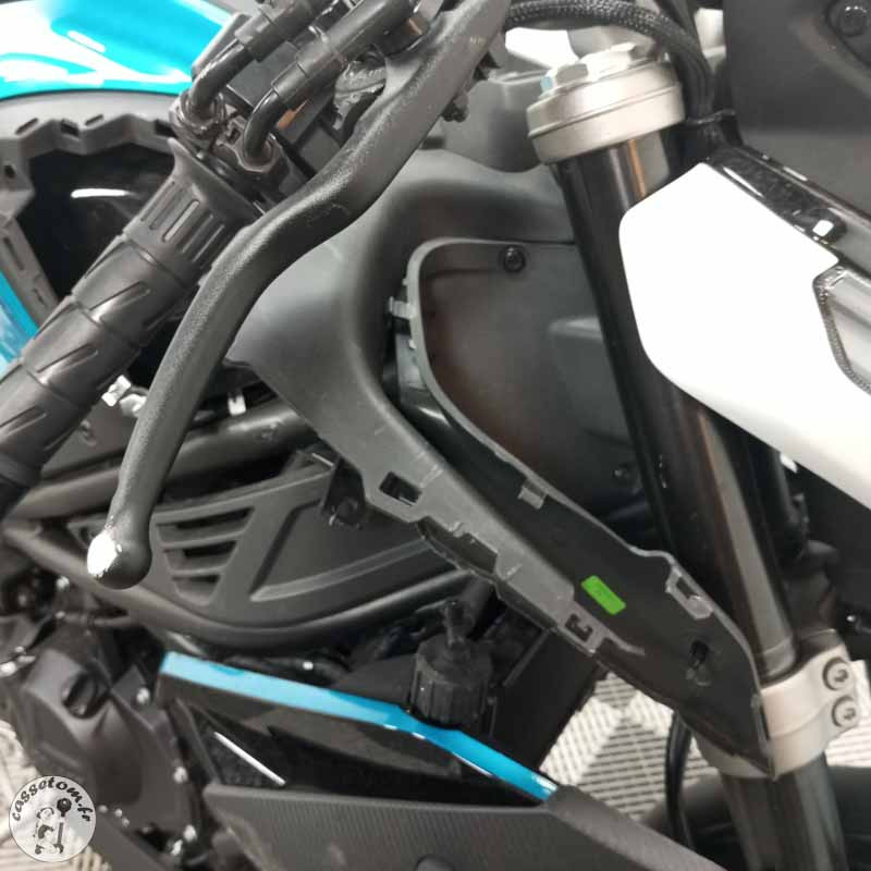 CF MOTO 450NK 449 2026 accidentée - La Casse de l Oncle Tom