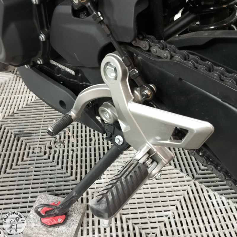 CF MOTO 450NK 449 2026 accidentée - La Casse de l Oncle Tom