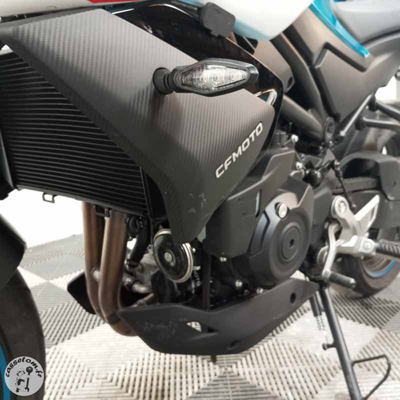CF MOTO 450NK 449 2026 accidentée - La Casse de l Oncle Tom