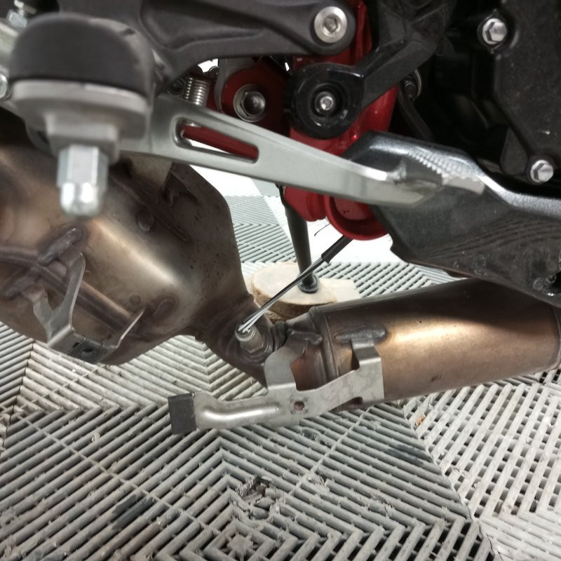 KAWASAKI Z900 948 2025 accidentée - La Casse de l Oncle Tom