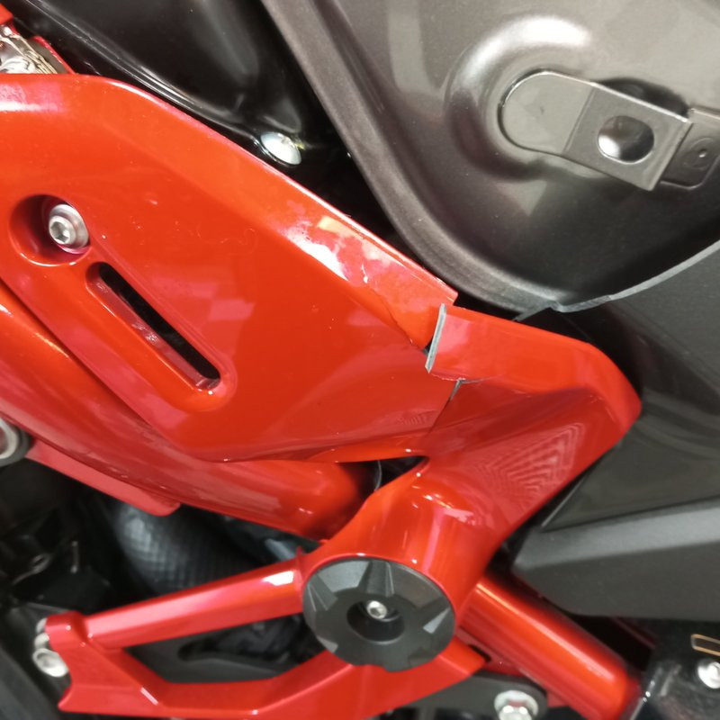 KAWASAKI Z900 948 2025 accidentée - La Casse de l Oncle Tom