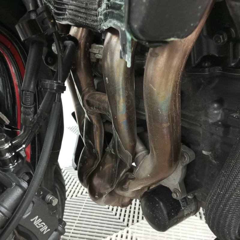 KAWASAKI Z900 948 2025 accidentée - La Casse de l Oncle Tom