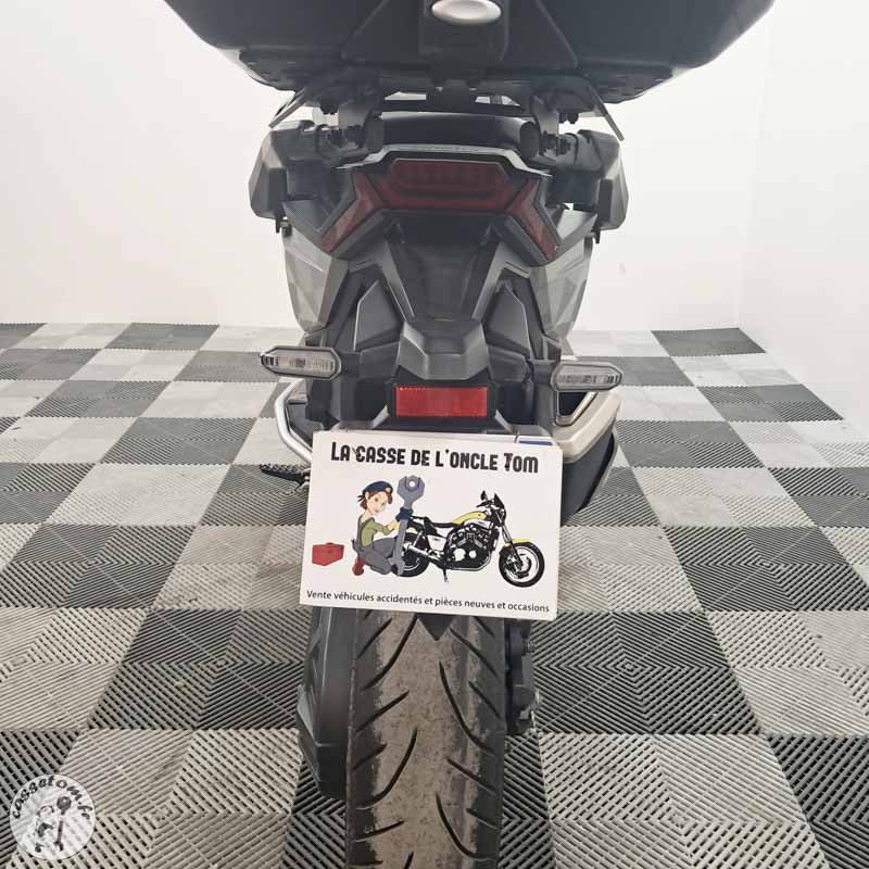 Honda X-ADV 745 2022 accidenté - La Casse de l Oncle Tom