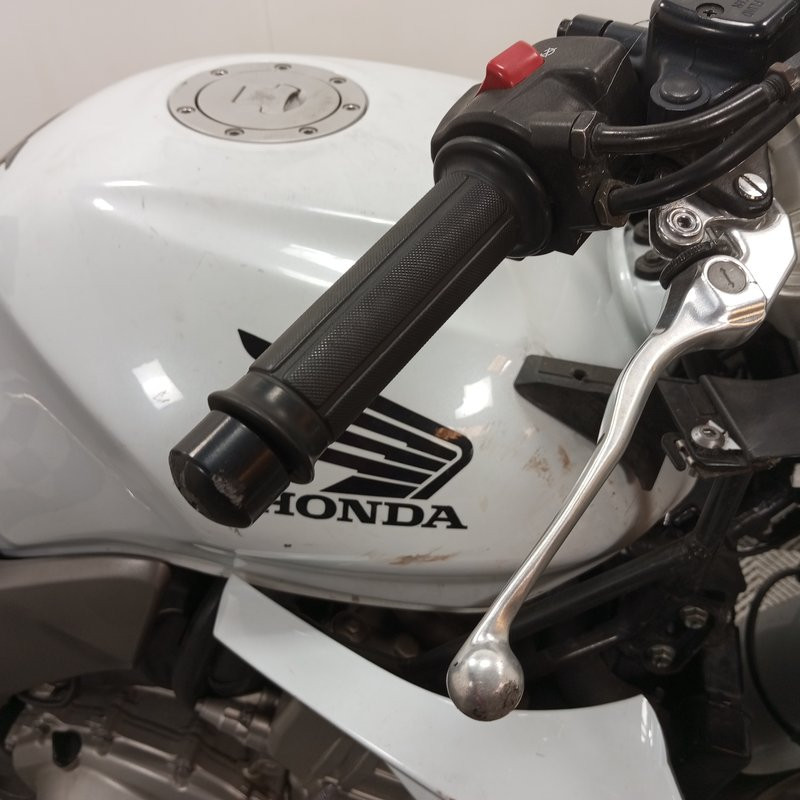 HONDA CBF 1000 2007 accidentée - La Casse de l Oncle Tom