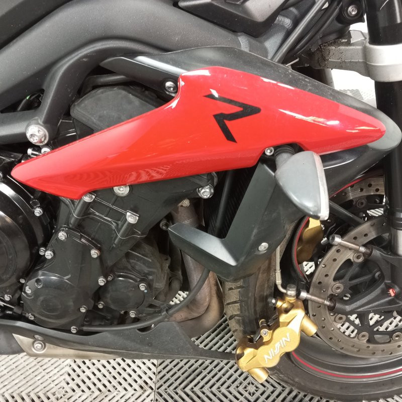 TRIUMPH STREETTRI 674 2015 accidentée - La Casse de l Oncle Tom