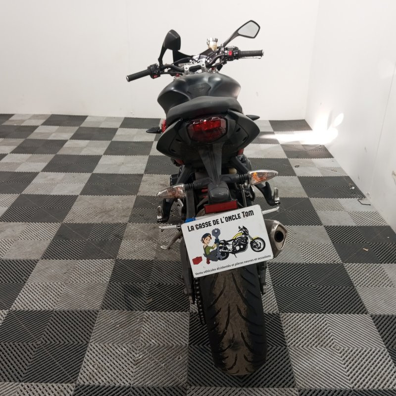 TRIUMPH STREETTRI 674 2015 accidentée - La Casse de l Oncle Tom
