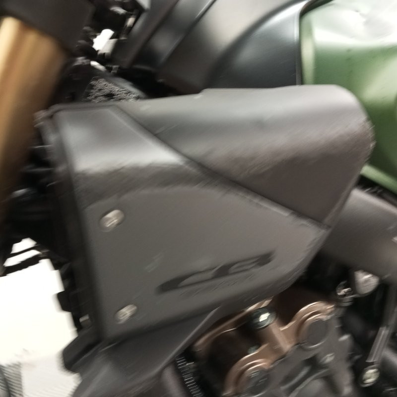 HONDA CB650RA 649 2025 accidentée - La Casse de l Oncle Tom