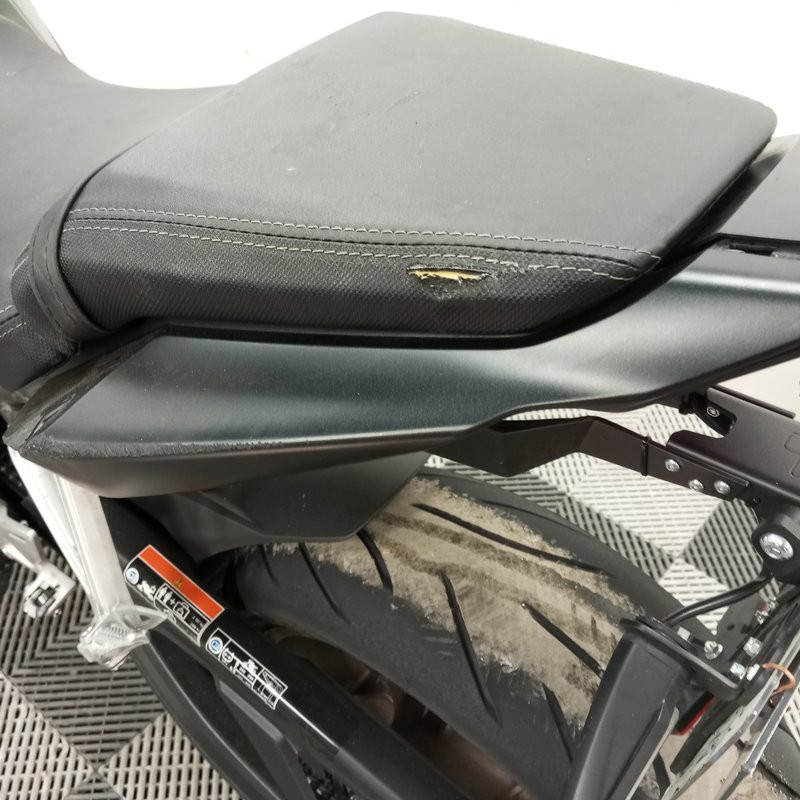HONDA CB650RA 649 2025 accidentée - La Casse de l Oncle Tom