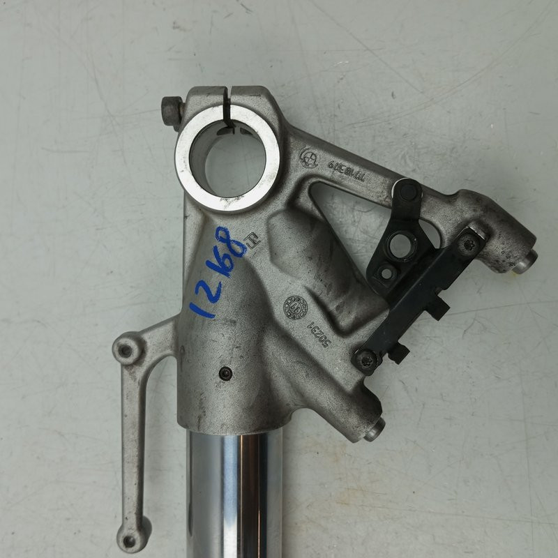 Bras de fourche gauche  Bmw 1000 s rr 2013 - Cassetom - Nos pieces motos