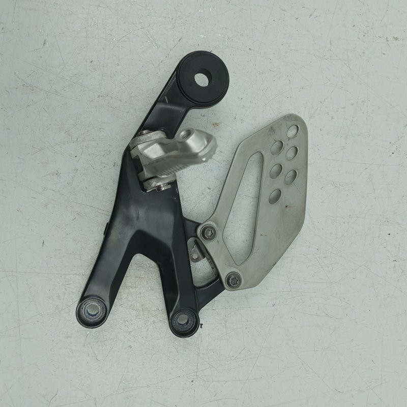 Platine avec repose pied avant droit  Bmw 1000 s rr 2013 - Cassetom - Nos pieces motos